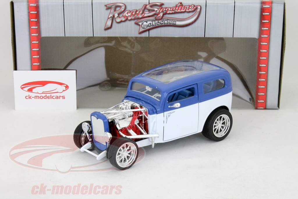 フォードモデル1931白/青1時18 Yatming内蔵コスチューム