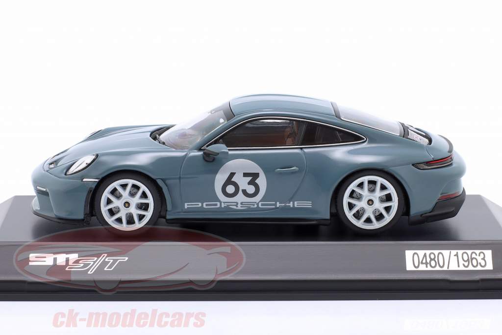 Spark 1:43 Porsche 911 (992) S/T #63 shorebluemetallic