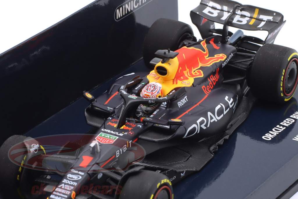 M. Verstappen Red Bull RB19 #1 Winner Japanese GP Formula 1 World Champion 2023 1:43 Minichamps