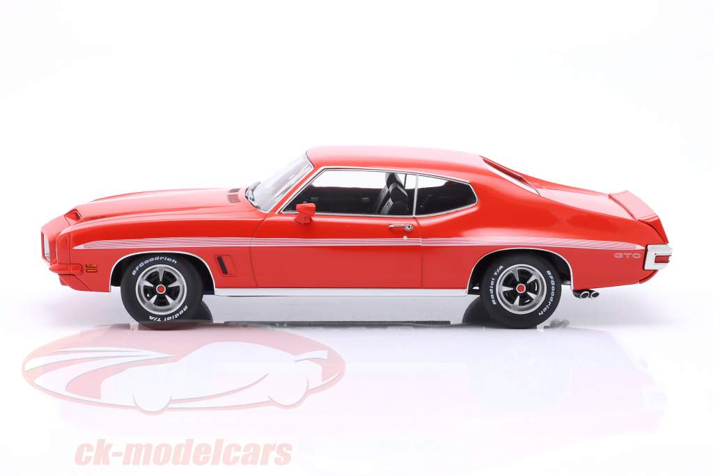 Pontiac LeMans GTO bouwjaar 1972 lichtrood 1:18 KK-Scale