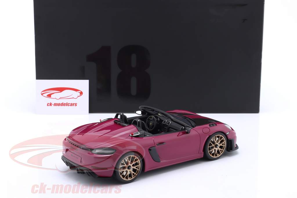 Porsche 718 (982) Spyder RS Weissach-pakket 2023 ster robijn 1:18 GT-Spirit