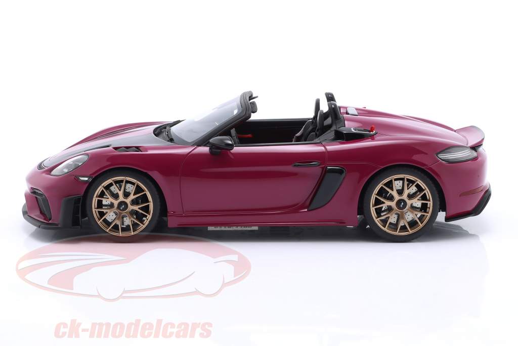 Porsche 718 (982) Spyder RS Weissach-pakket 2023 ster robijn 1:18 GT-Spirit