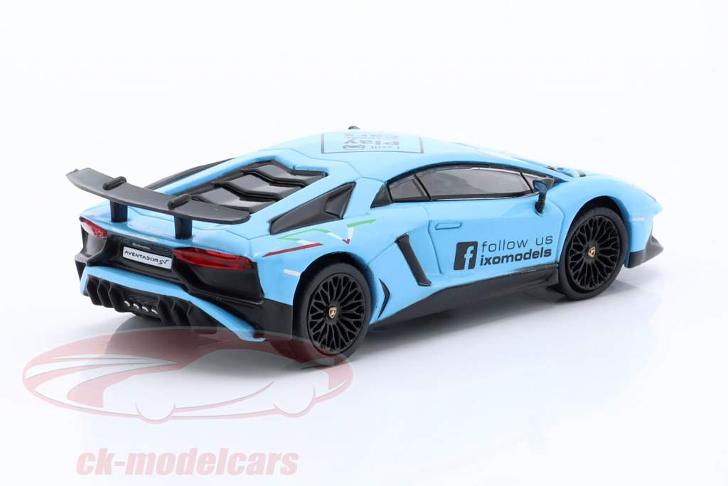 Lamborghini Aventador Spielwarenmesse 2025 Edition blau 1:64 Ixo