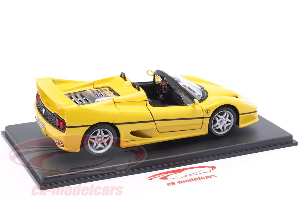 Ferrari F50 Open Top Bouwjaar 1995 geel 1:24 Bburago
