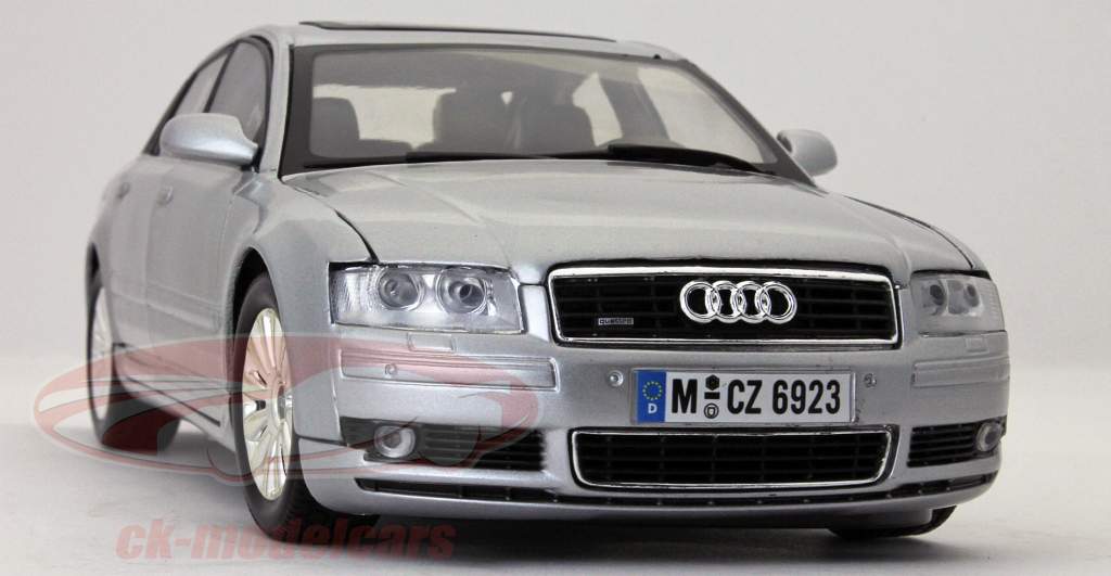 Audi A8 silver 1:18 MotorMax