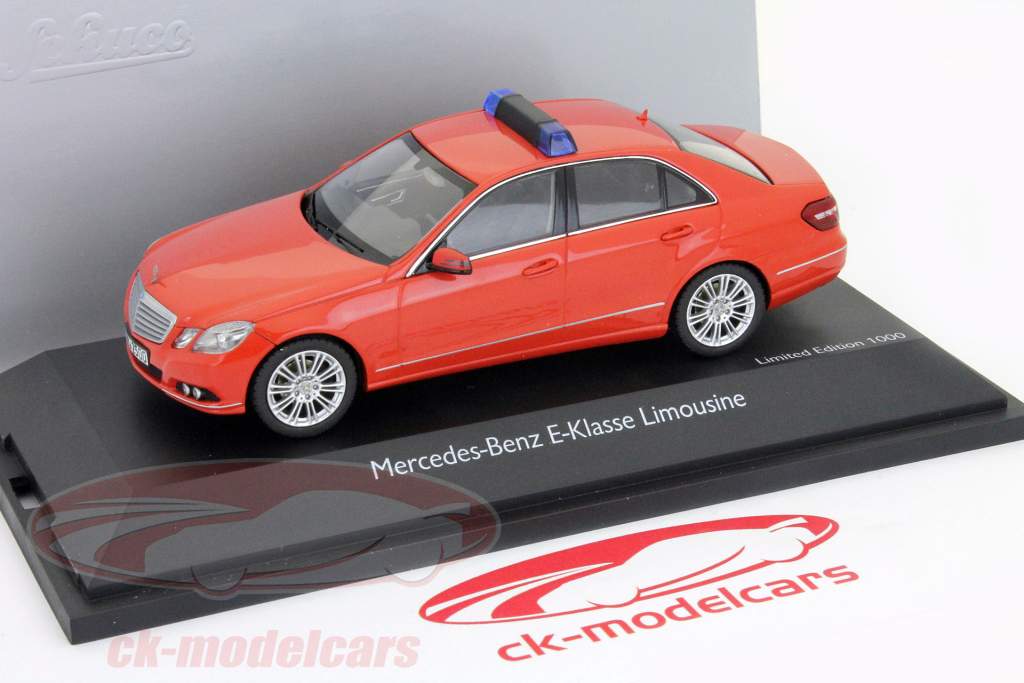 Mercedes-Benz E-Class Amburgo Fuoco Schuco 1:43