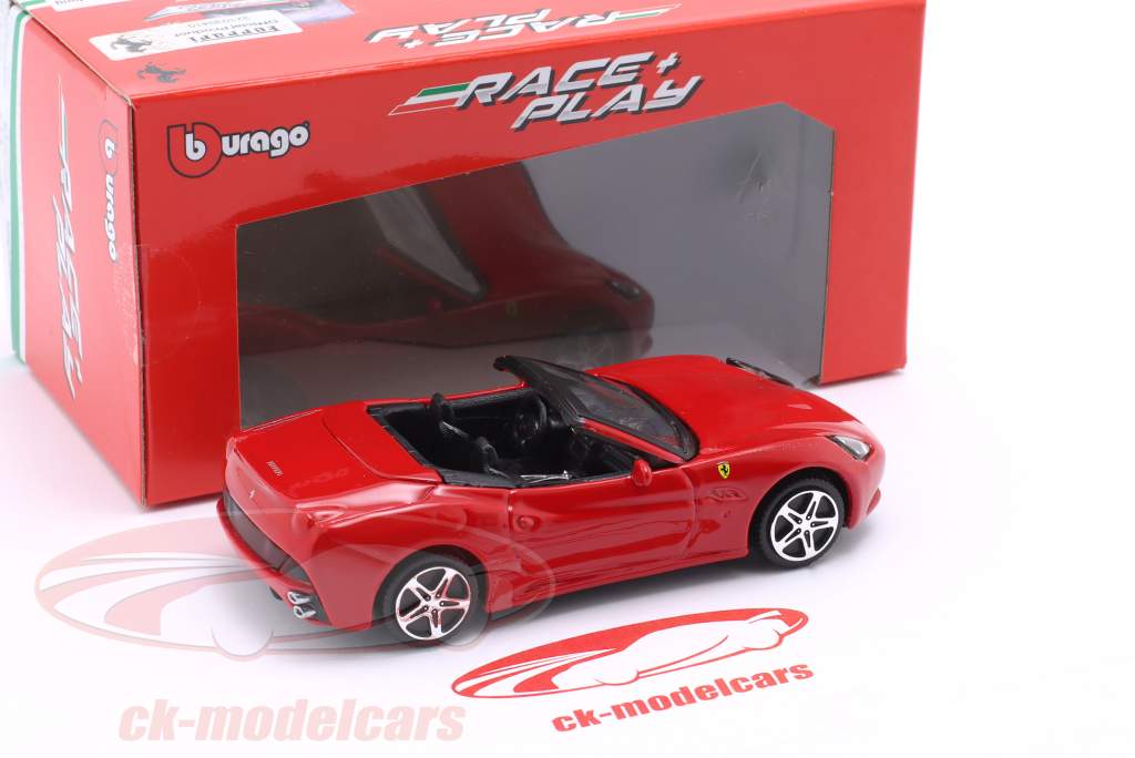 Ferrari California Convertible red 1:43 Bburago