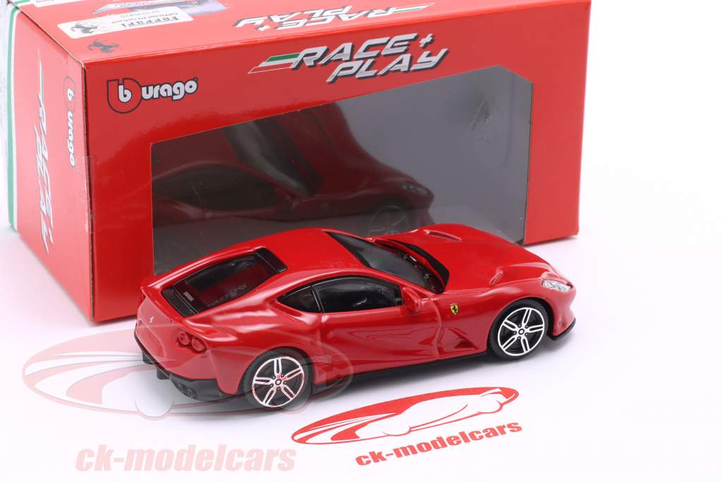 Ferrari 812 Superfast rood 1:43 Bburago