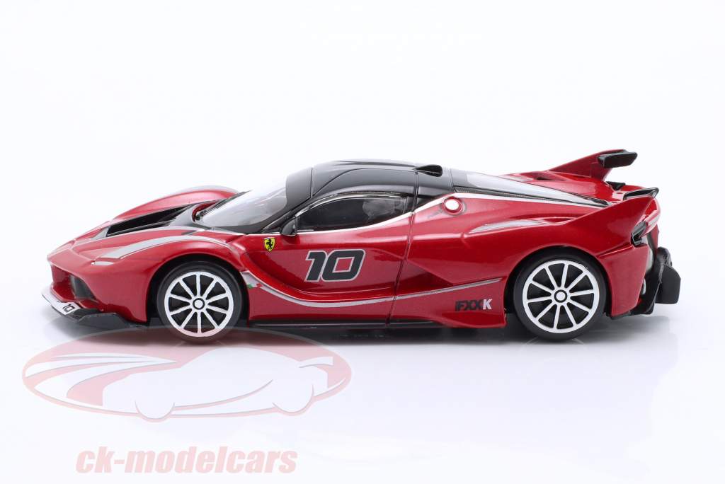 Ferrari FXX-K #10 红色的 / 黑色的 1:43 Bburago