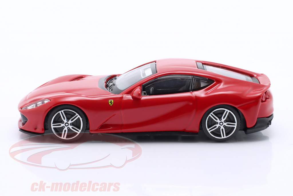 Ferrari 812 Superfast rood 1:43 Bburago