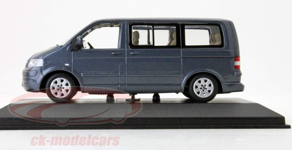 大众MULTIVAN T5灰色金属/灰色金属1:43 MINICHAMPS