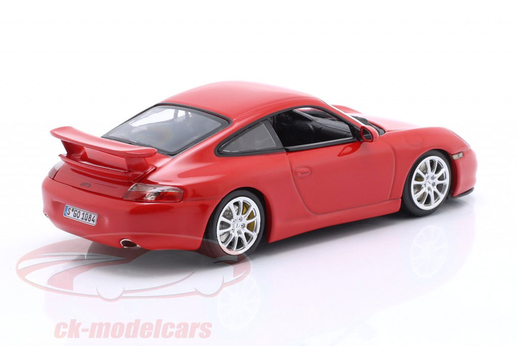 Porsche 911 (996.2) GT3 Test Nürburgring 2003 red 1:43 Minichamps