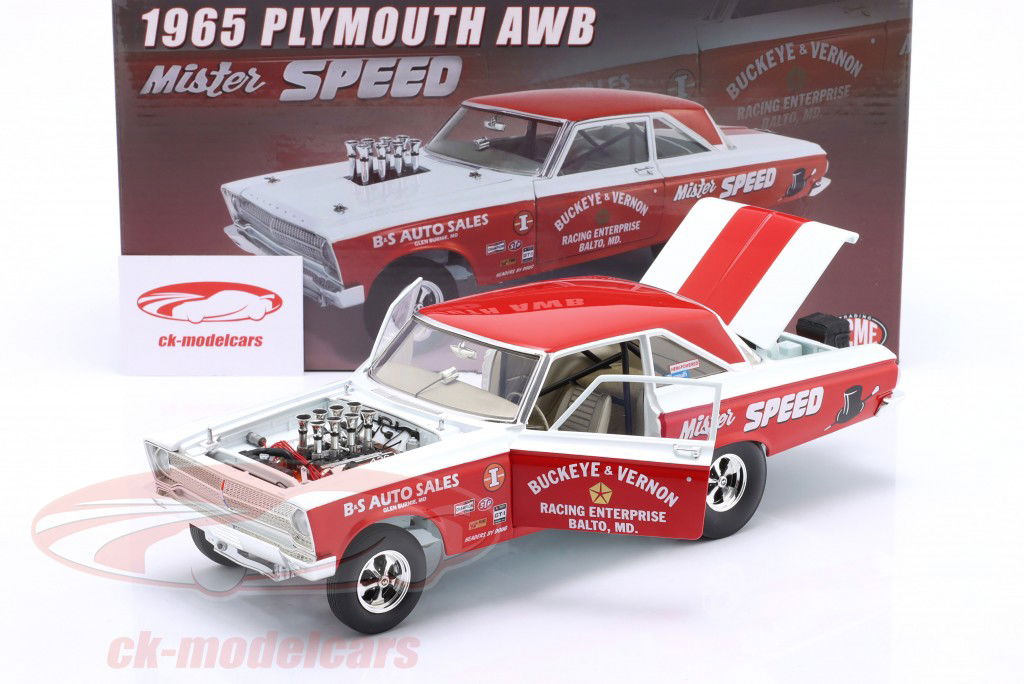 Plymouth AWB Mister Speed Baujahr 1965 rot / weiß 1:18 GMP