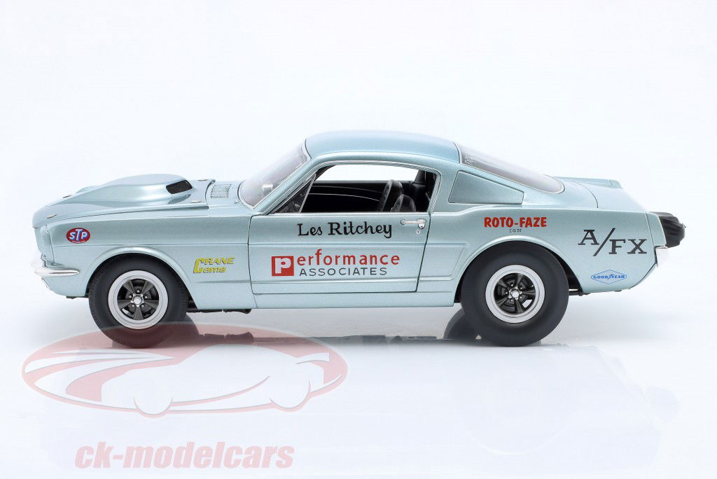 Ford Mustang A/FX Les Ritchey byggeår 1965 sølv 1:18 GMP
