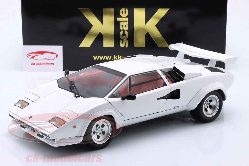 Lamborghini Countach LP 5000 S QV byggeår 1985 hvid 1:12 KK-Scale