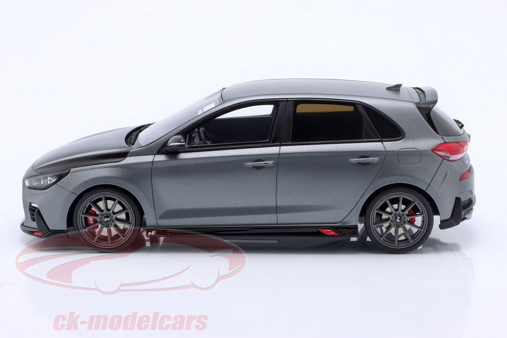 Hyundai i30N Project C Año de construcción 2022 gris mate 1:18 OttOmobile