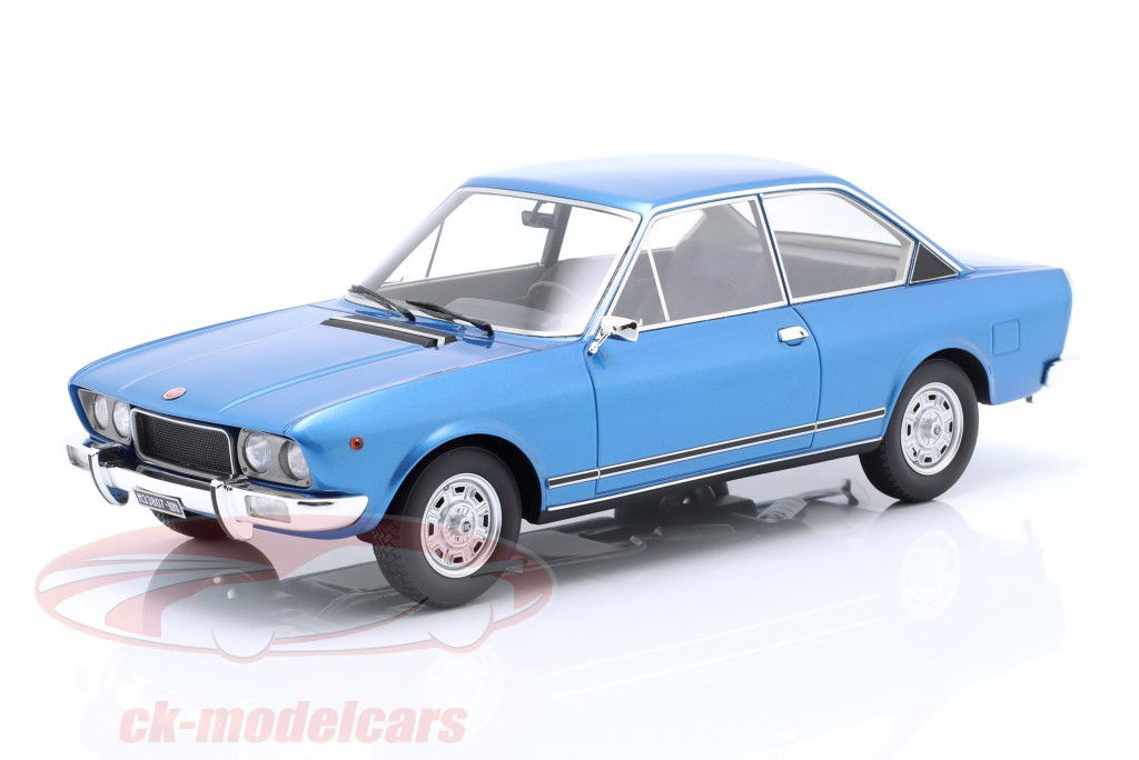Fiat 124 Sport Coupe serie 3 Anno di costruzione 1974 blu metallico 1:18 Mitica