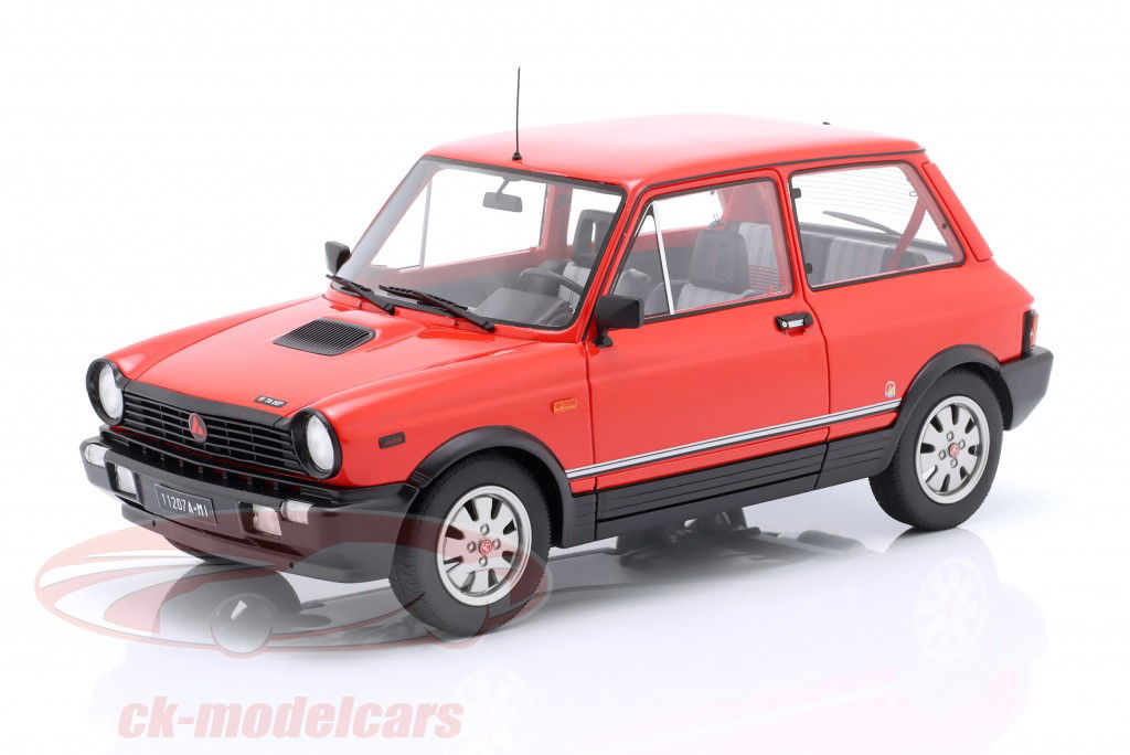 Autobianchi A112 Abarth VII-Series 1984 corsa rouge 1:18 MAXIMA
