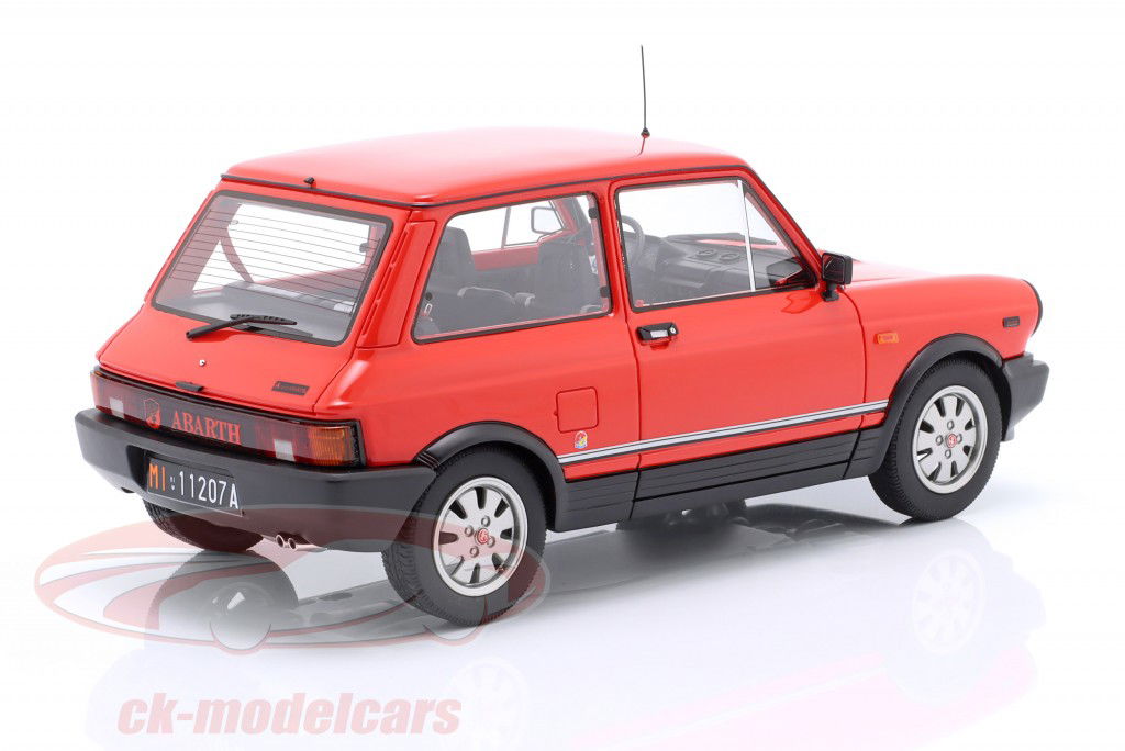 Autobianchi A112 Abarth VII-Series 1984 corsa rouge 1:18 MAXIMA