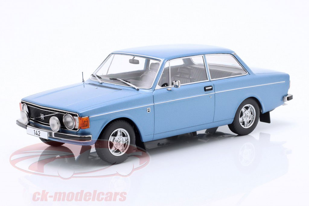 Volvo 142 Byggeår 1973 blå metallisk 1:18 ModelCar Group
