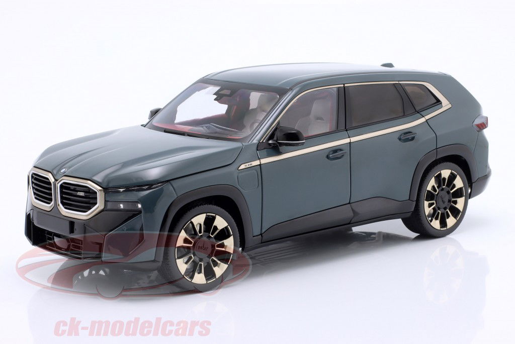 BMW XM (G09) SUV Anno di costruzione 2023 verde metallico 1:18 Minichamps