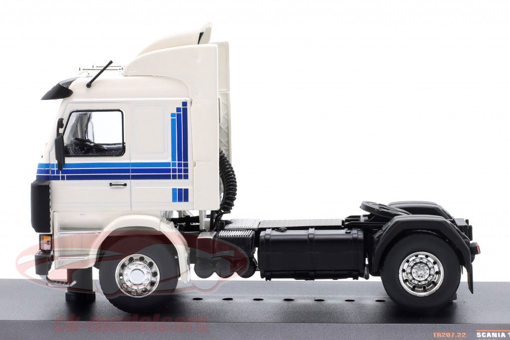 Scania 143 M Año de construcción 1987 blanco 1:43 Ixo