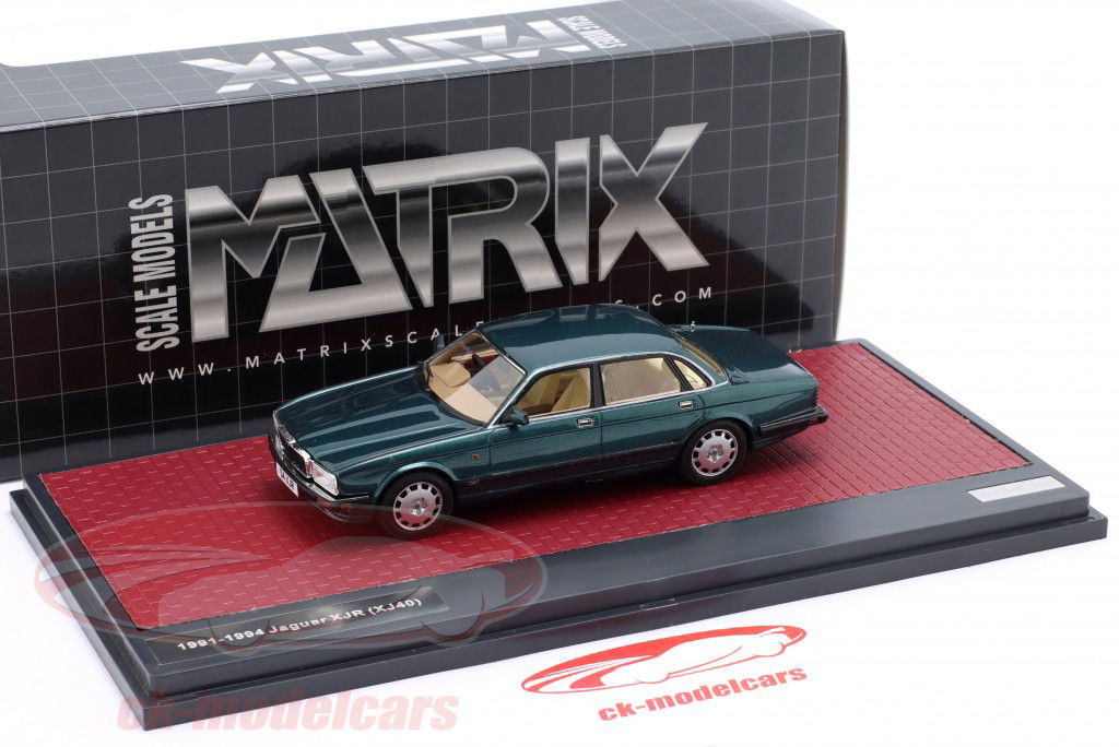 Jaguar XJR (J40) Año de construcción 1991-1995 azul metálico 1:43 Matrix