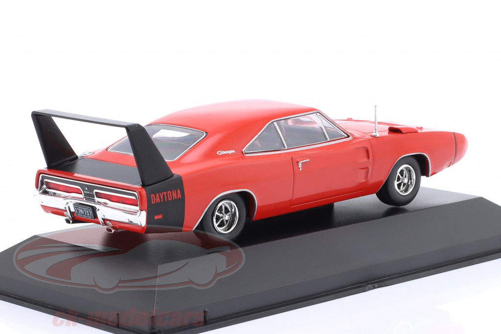 Dodge Charger Daytona Year 1969 red 1:43 Altaya