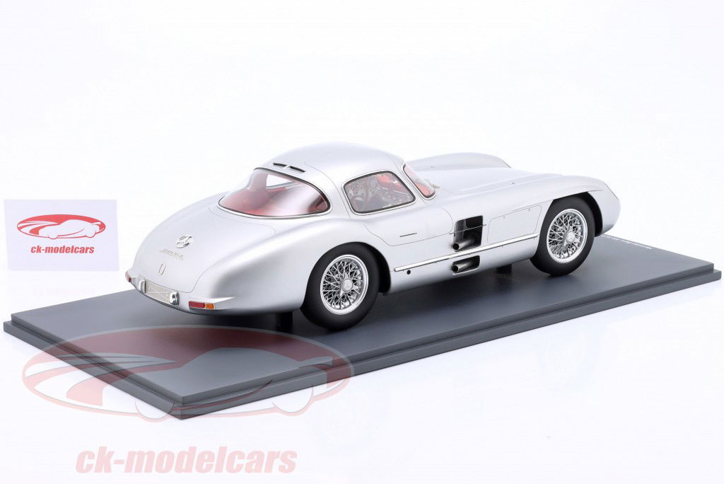 Mercedes-Benz 300 SLR Uhlenhaut Coupe 建造年份 1955 银 1:12 Schuco