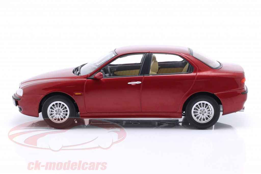 Alfa Romeo 156 Baujahr 1998 proteo rot metallic 1:18 Triple9
