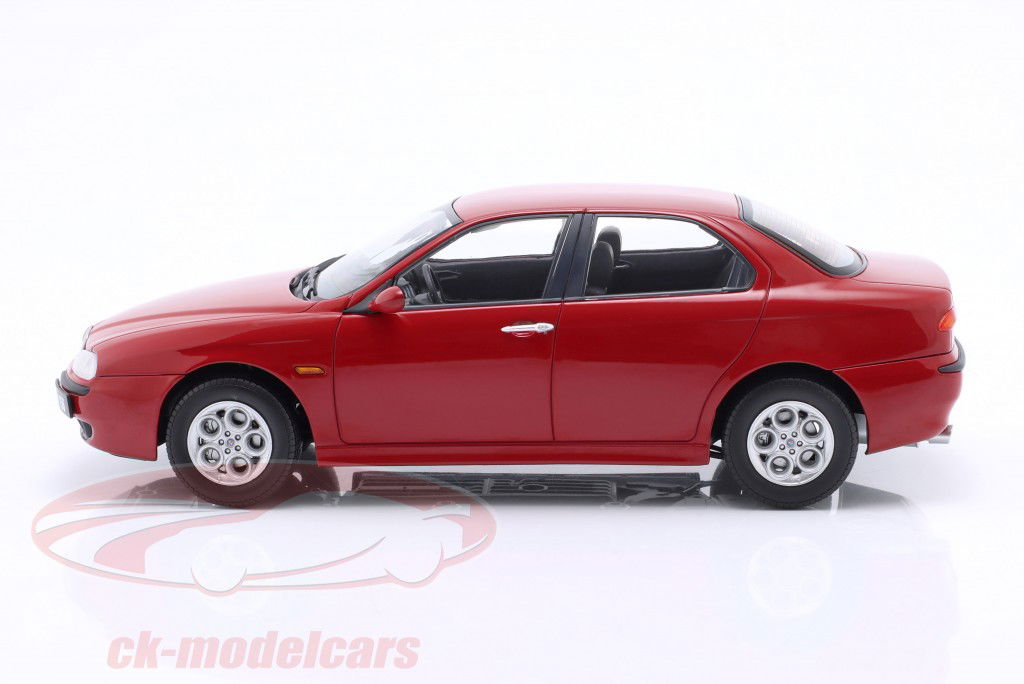 Alfa Romeo 156 Ano de construção 1998 alfa vermelho 1:18 Triple9