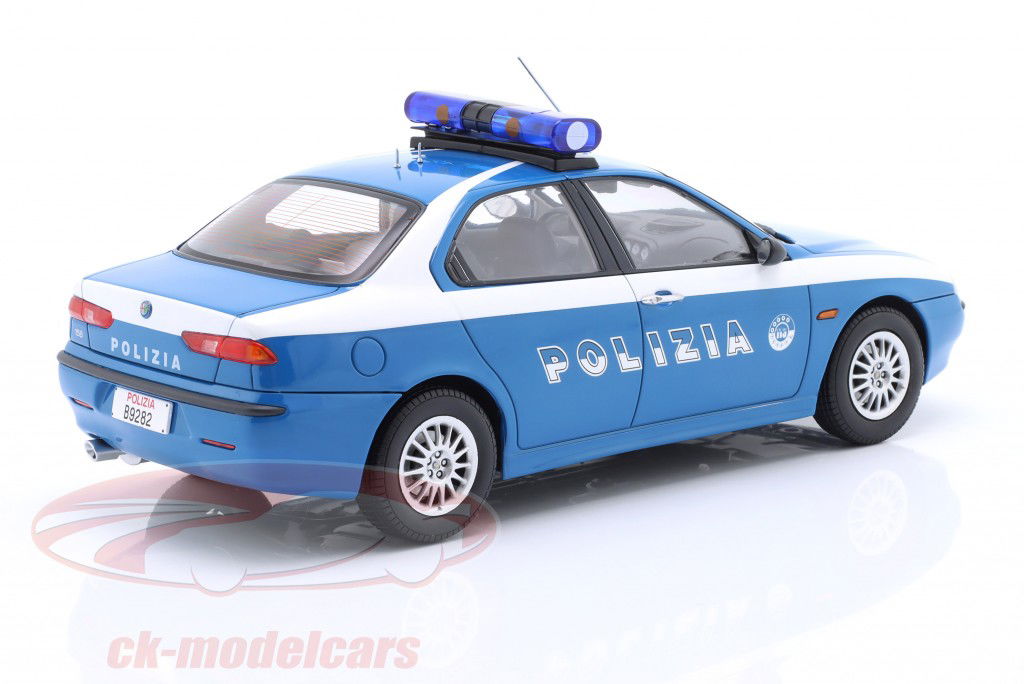 Alfa Romeo 156 Polizia Baujahr 1998 hellblau 1:18 Triple9