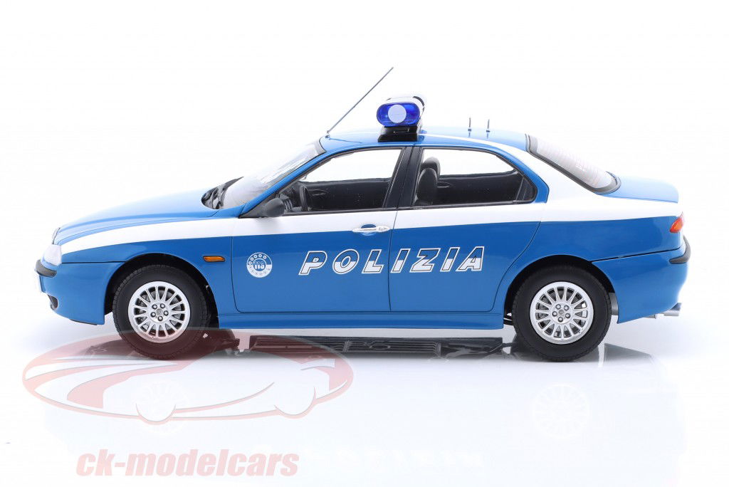 Alfa Romeo 156 Polizia Baujahr 1998 hellblau 1:18 Triple9