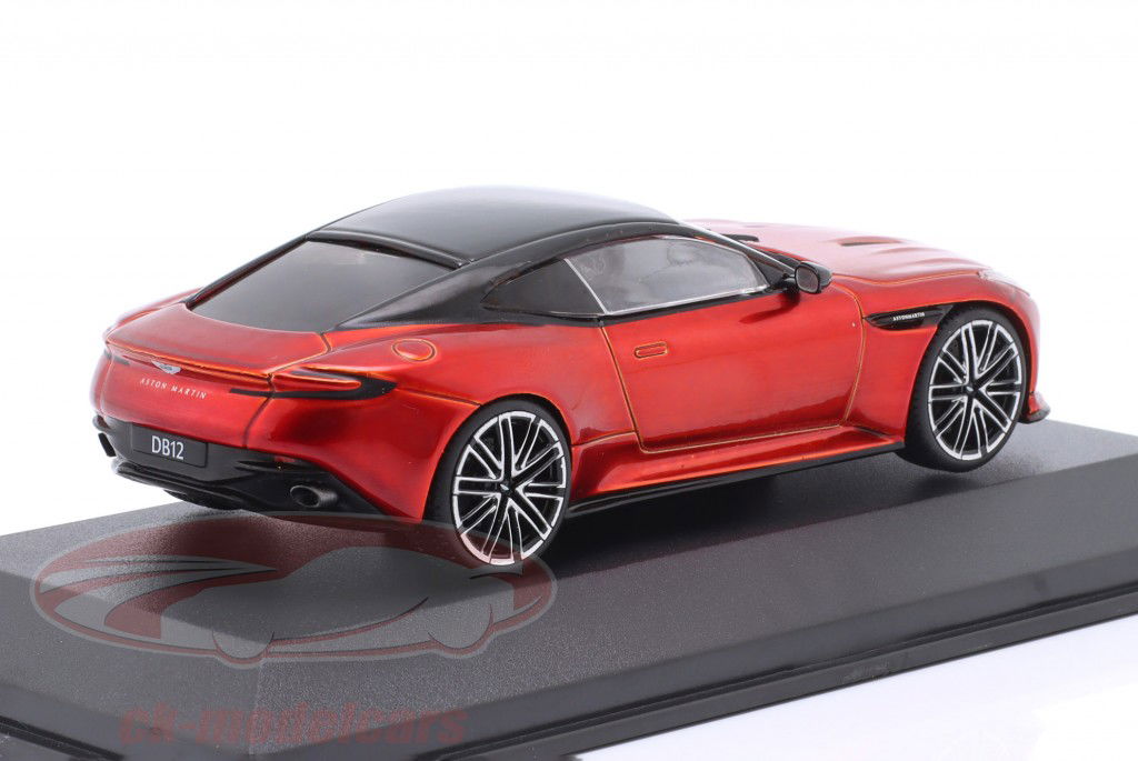 Aston Martin DB12 Coupe Anno di costruzione 2023 rosso 1:43 Solido