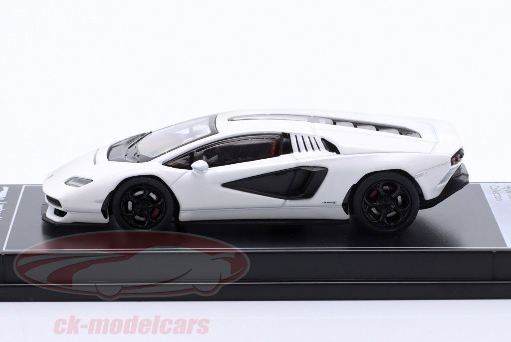 Lamborghini Countach LPI 800-4 bianco 1:64 Kinsmart