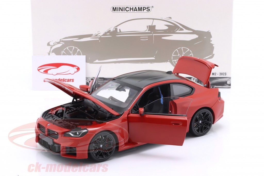 BMW M2 G87 建設年 2023 赤 メタリック 1:18 Minichamps