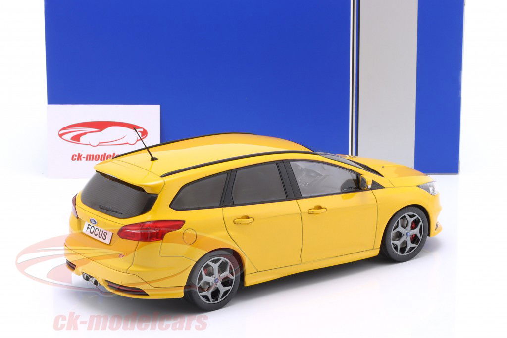 Ford Focus ST Turnier Год постройки 2014 желтый металлический 1:18 Ixo