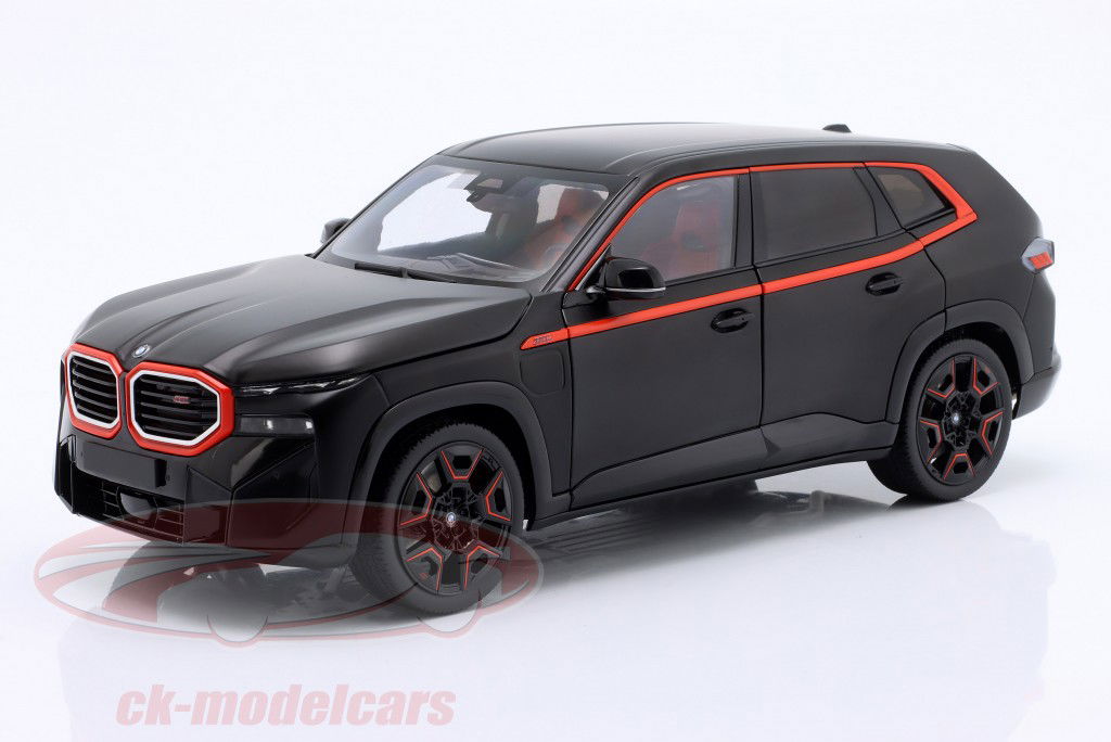 BMW XM (G09) SUV Anno di costruzione 2023 noioso nero / arancia 1:18 Minichamps