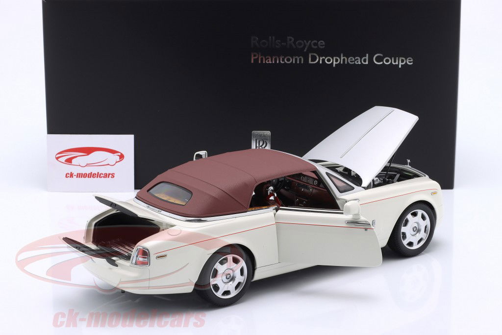 Rolls Royce Phantom Drophead кабриолет 2-дверный 2013 Английский белый 1:18 Kyosho