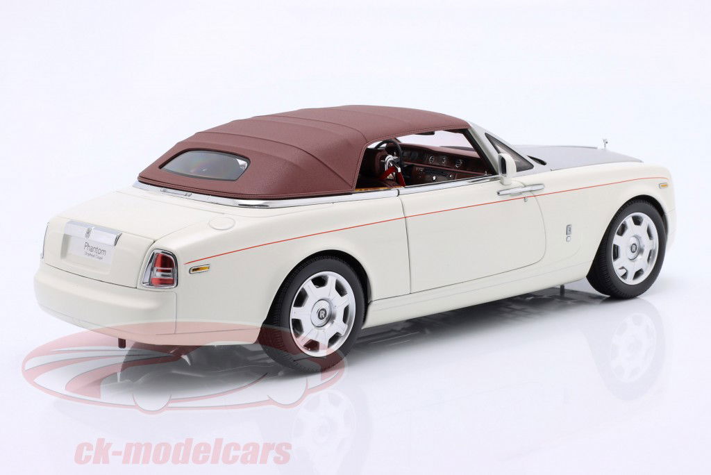 Rolls Royce Phantom Drophead кабриолет 2-дверный 2013 Английский белый 1:18 Kyosho