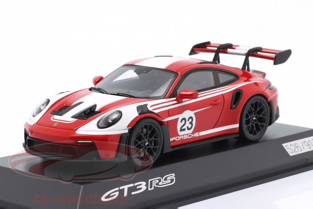 Porsche 911 (992) GT3 RS #23 Salzbourg conception rouge / blanc 1:43 Spark