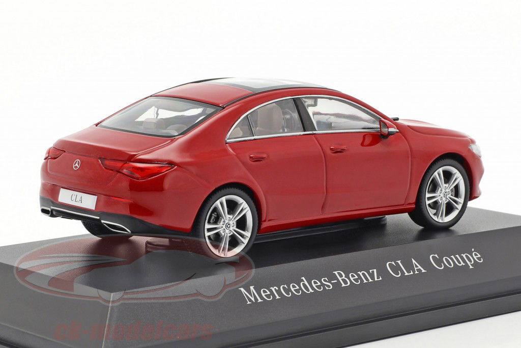 Mercedes-Benz CLA Coupe (C118) Bouwjaar 2019 Jupiter rood 1:43 Spark