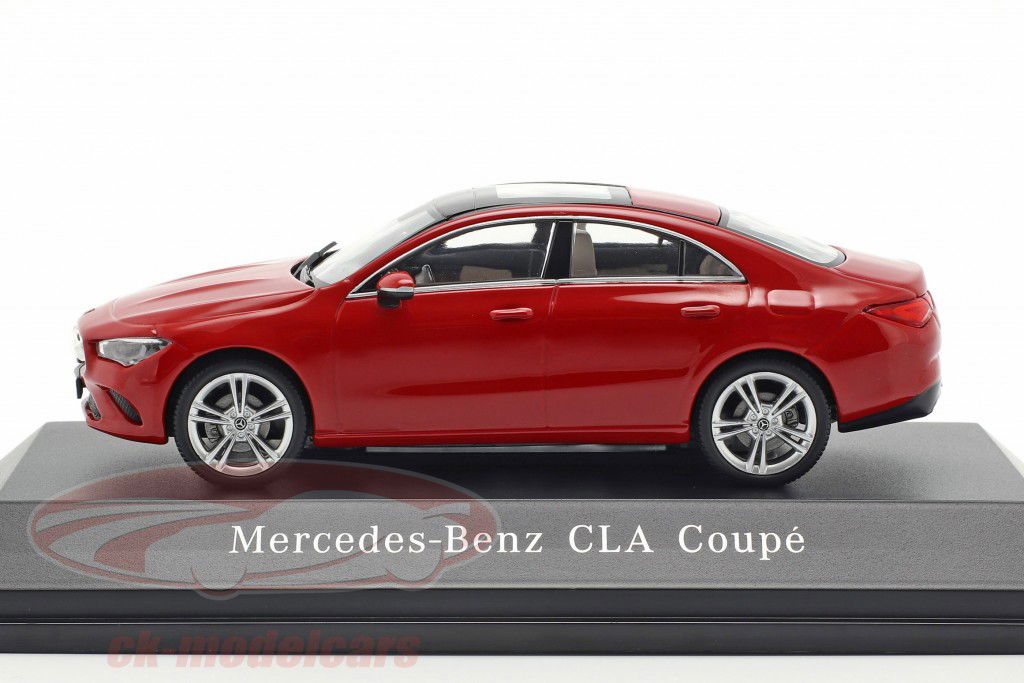 Mercedes-Benz CLA Coupe (C118) Bouwjaar 2019 Jupiter rood 1:43 Spark