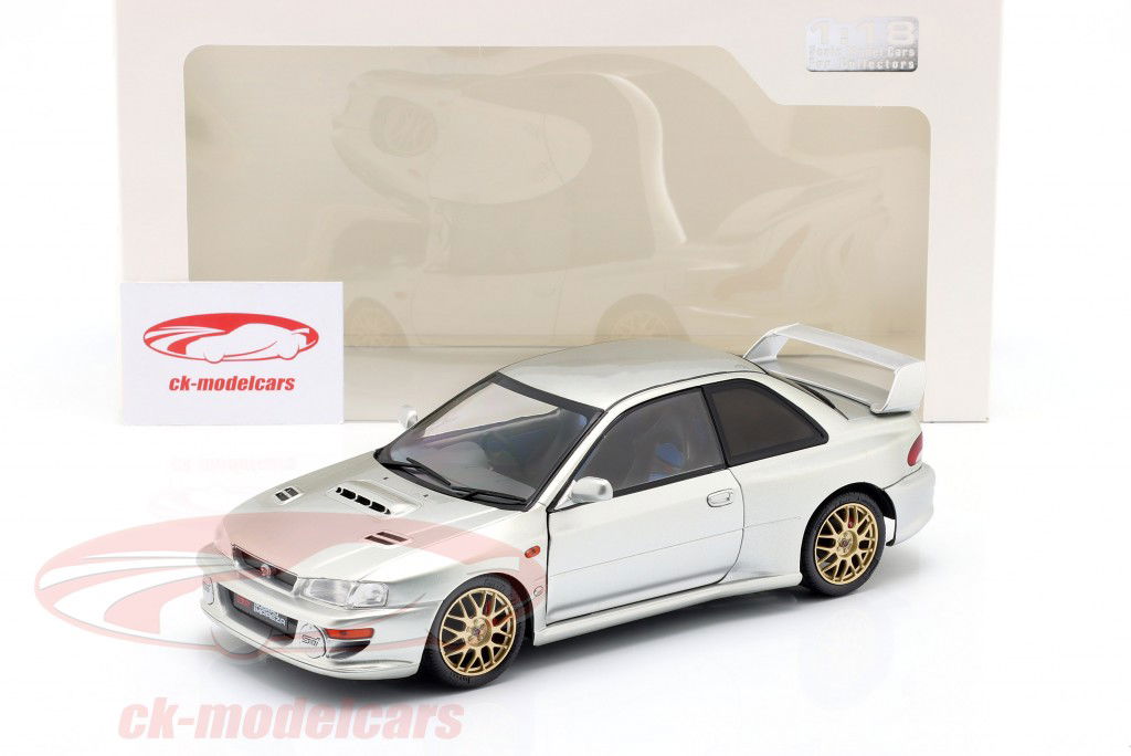 Subaru Impreza 22B Anno di costruzione 1998 argento 1:18 Solido