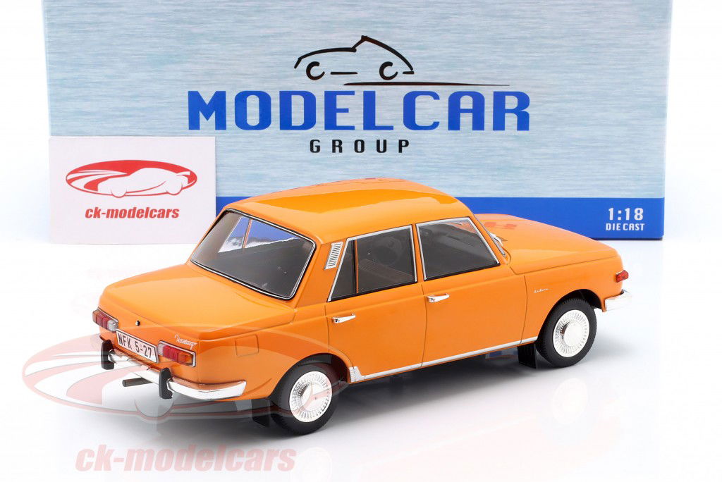 Wartburg 353 Année de construction 1967 orange 1:18 ModelCar Group