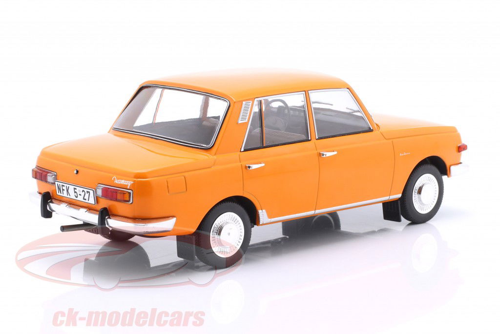 Wartburg 353 Année de construction 1967 orange 1:18 ModelCar Group