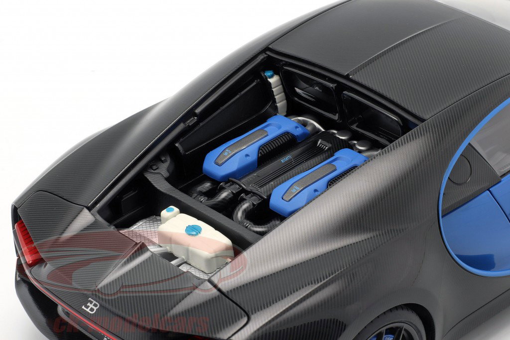AUTOart 1:18 Bugatti Chiron Sport year 2019 french racing blue