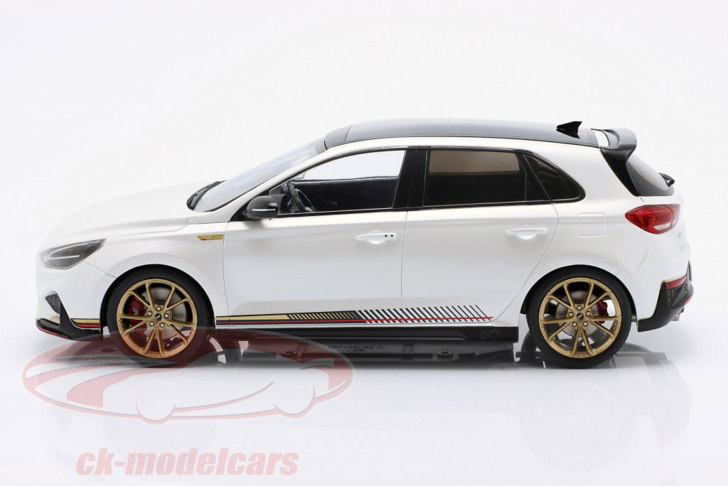 Hyundai i30 N Drive-N Edition Year 2021 Atlas white 1:18 ModelCar Group