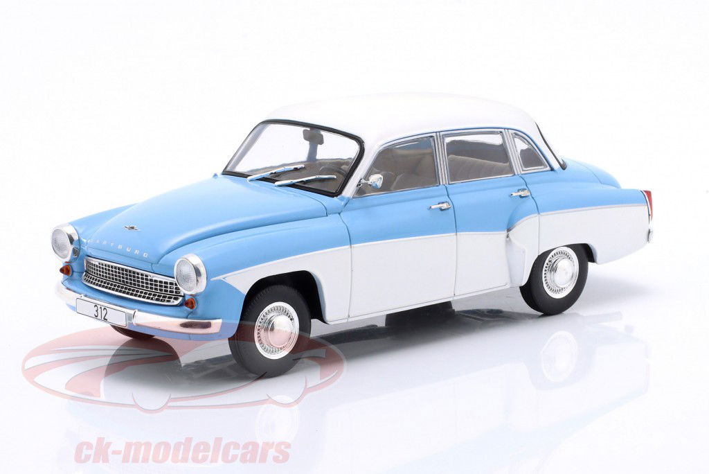 Wartburg 312 Année de construction 1965 bleu clair / blanc 1:24 WhiteBox