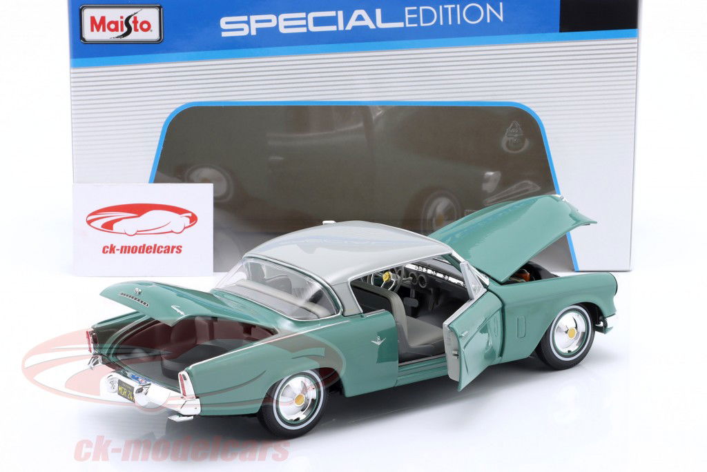Studebaker Starliner year 1953 mint green / light grey 1:18 Maisto
